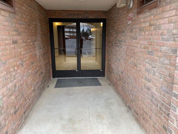 PRIME OFFICE SPACE FOR LEASE-MARIETTA, GA: 1900 Leland Dr SE, Marietta, GA 30067